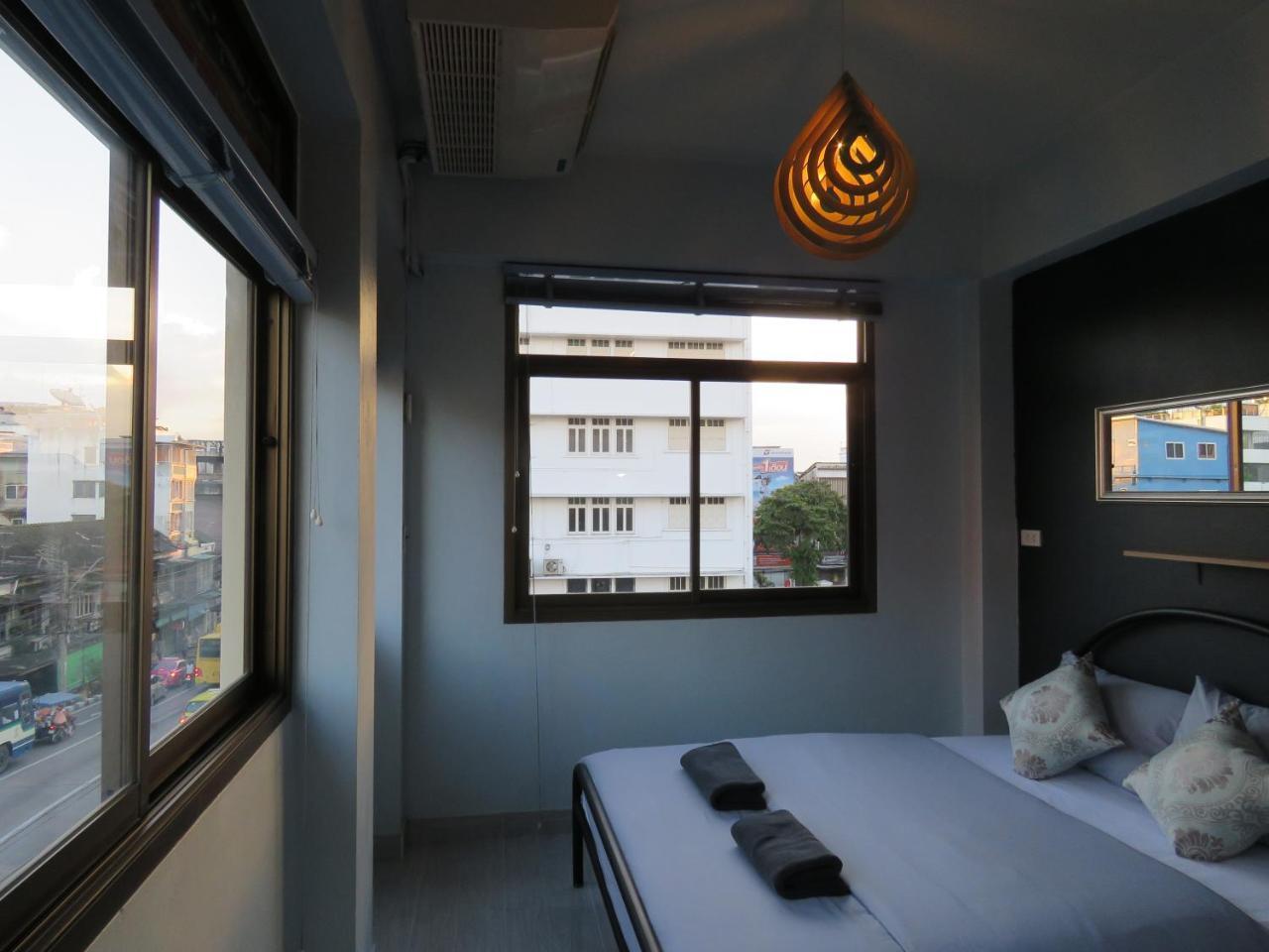 Mam'S House Khaosan Hotel Bangkok Exterior photo